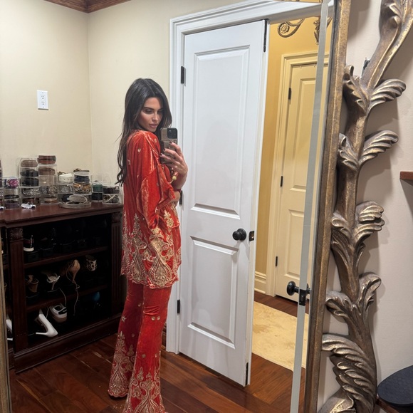 Whiskey Bells & Kimono by Lenni - Picture 3 of 7